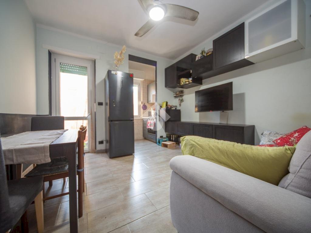 Three-room apartment Via val della torre, Torino (neighborhood Lucento) - photo 1