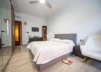 Three-room apartment Via val della torre, Torino (neighborhood Lucento) - photo 2