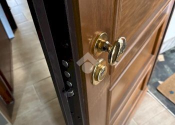 Three-room apartment Via val della torre, Torino (neighborhood Lucento) - photo 8