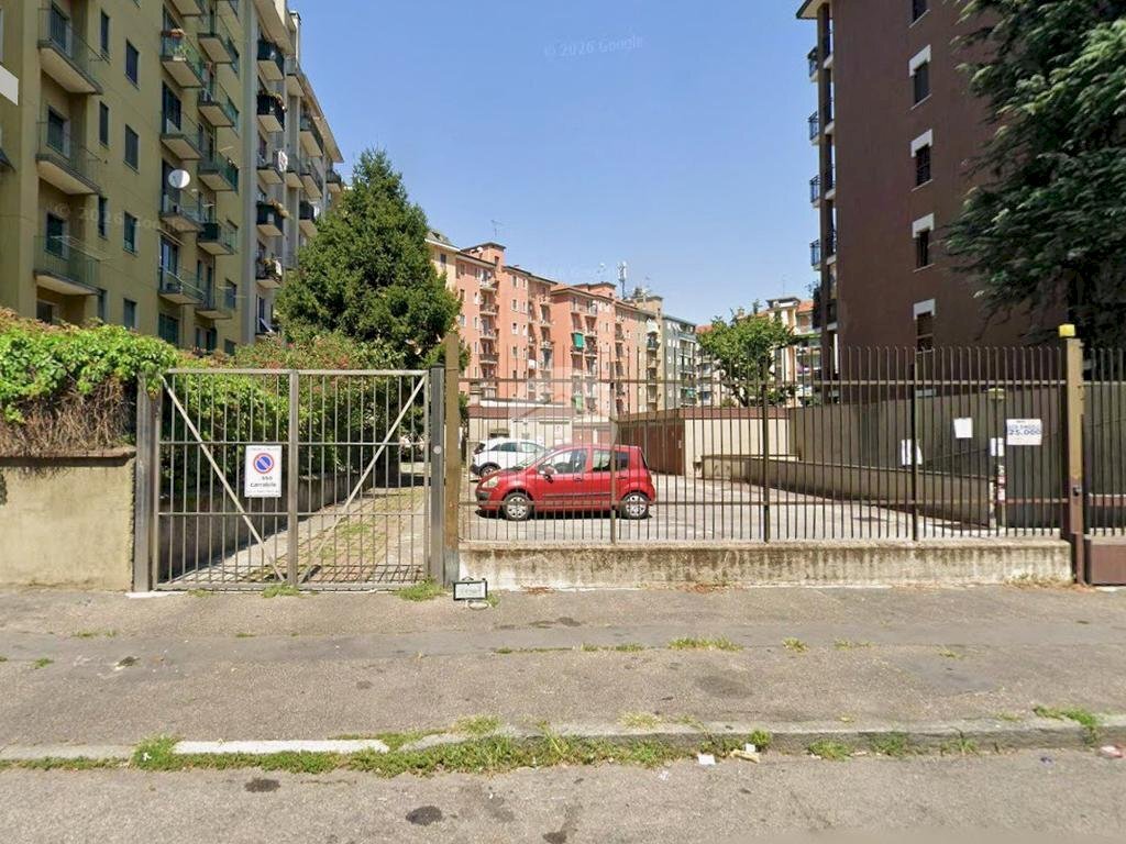 Posto Auto Via Privata Val Leventina, Milano (zona San Siro) - foto 1