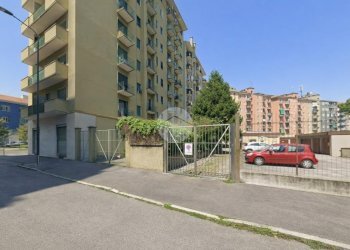 Parking space Via Privata Val Leventina, Milano (neighborhood San Siro) - photo 12