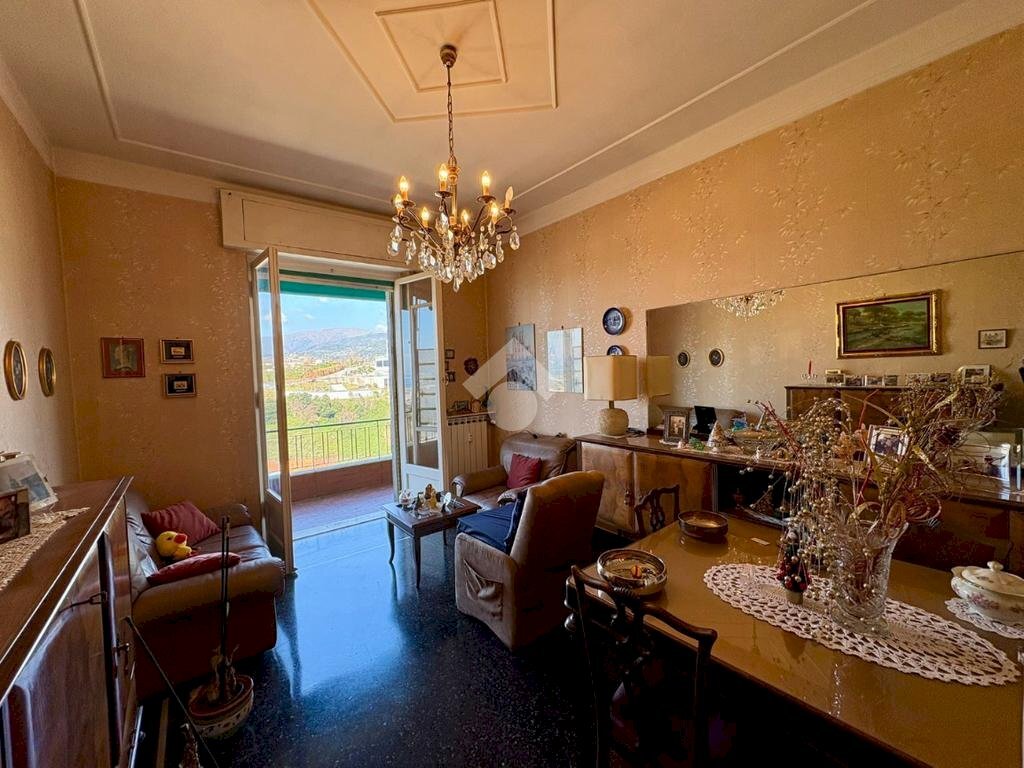 Four-room apartment Via dei sessanta, Genova (neighborhood Cornigliano) - photo 3