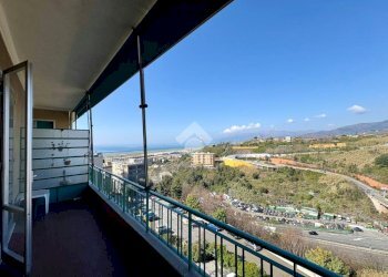 Four-room apartment Via dei sessanta, Genova (neighborhood Cornigliano) - photo 1