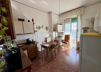 Four-room apartment Via dei sessanta, Genova (neighborhood Cornigliano) - photo 9