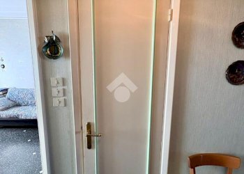 Four-room apartment Via dei sessanta, Genova (neighborhood Cornigliano) - photo 16