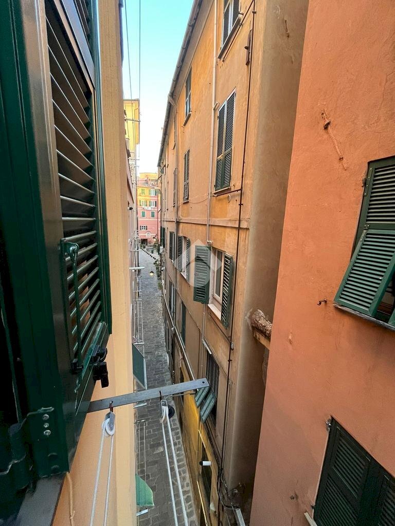 Two-room apartment Via di Santa Croce, Genova - photo 1