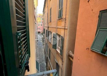 Two-room apartment Via di Santa Croce, Genova - photo 1