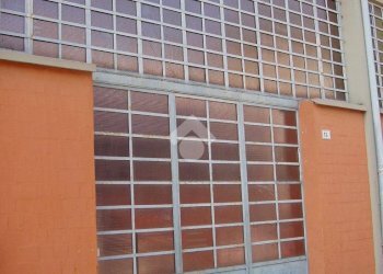 Laboratorio via dei lapidari, Bologna (zona Arcoveggio) - foto 1