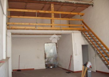 Laboratorio via dei lapidari, Bologna (zona Arcoveggio) - foto 4