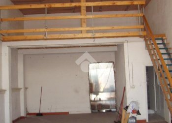 Laboratorio via dei lapidari, Bologna (zona Arcoveggio) - foto 5