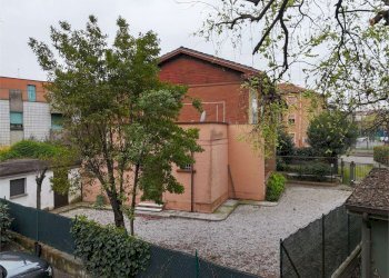 Porzione di casa Modena (zona Circoscrizione 1) - foto 39
