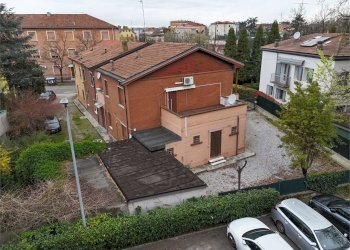 Porzione di casa Modena (zona Circoscrizione 1) - foto 40
