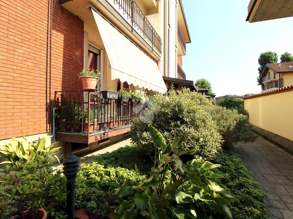 Three-room apartment Via Fratelli di Dio, Nerviano - photo 2