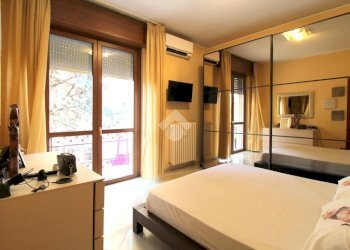 Three-room apartment Via Fratelli di Dio, Nerviano - photo 7