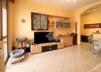 Three-room apartment Via Fratelli di Dio, Nerviano - photo 13
