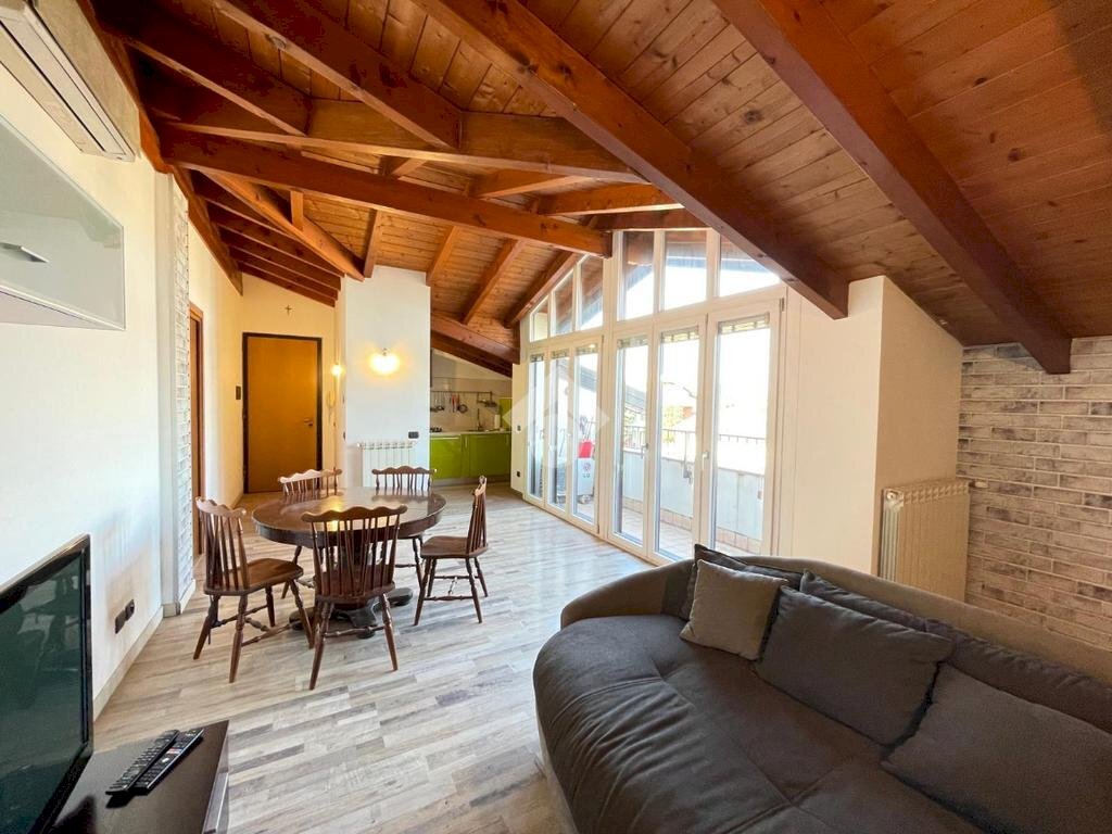 Trilocale Via Cavalieri di Vittorio Veneto, Dairago - foto 3