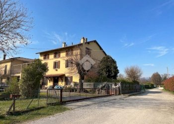 Three-room apartment Via E. Brasca, Trezzo sull'Adda - photo 3