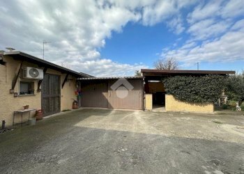 Three-room apartment Via E. Brasca, Trezzo sull'Adda - photo 10