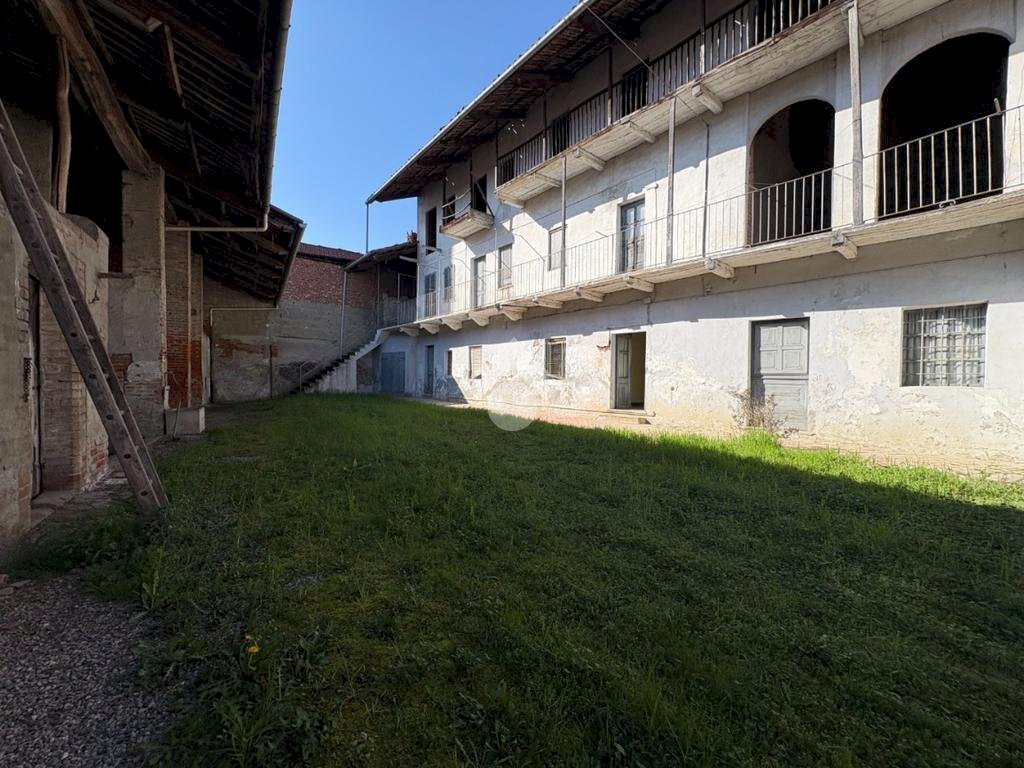 Casa semi indipendente Via Don Bartolomeo Villa, Strambino - foto 1