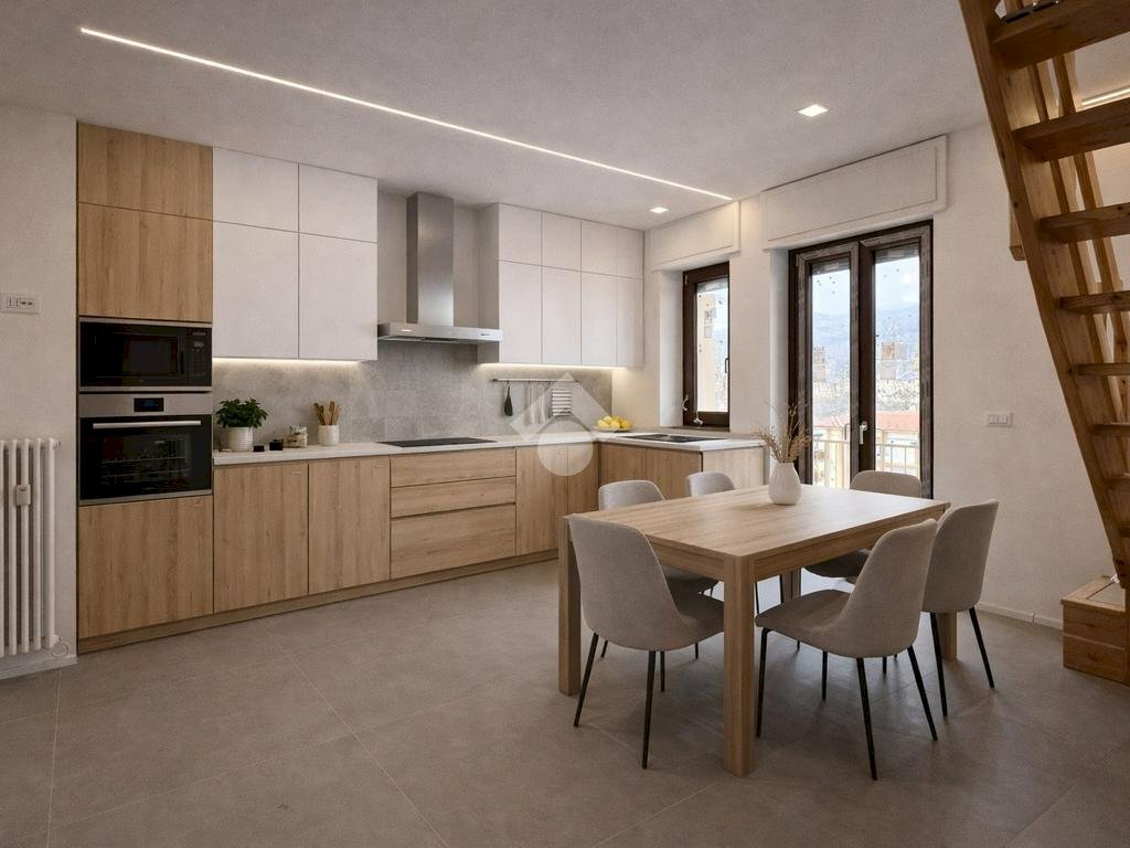 Appartamento Corso Re Umberto, Verzuolo - foto 1