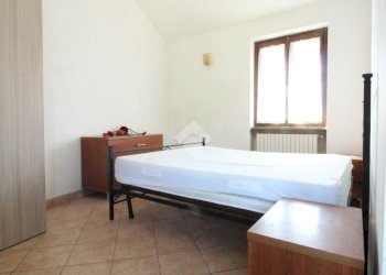Two-room apartment Via roma, Viverone - photo 7
