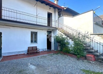 Rustic Via G. Mozzoni, Rescaldina - photo 1