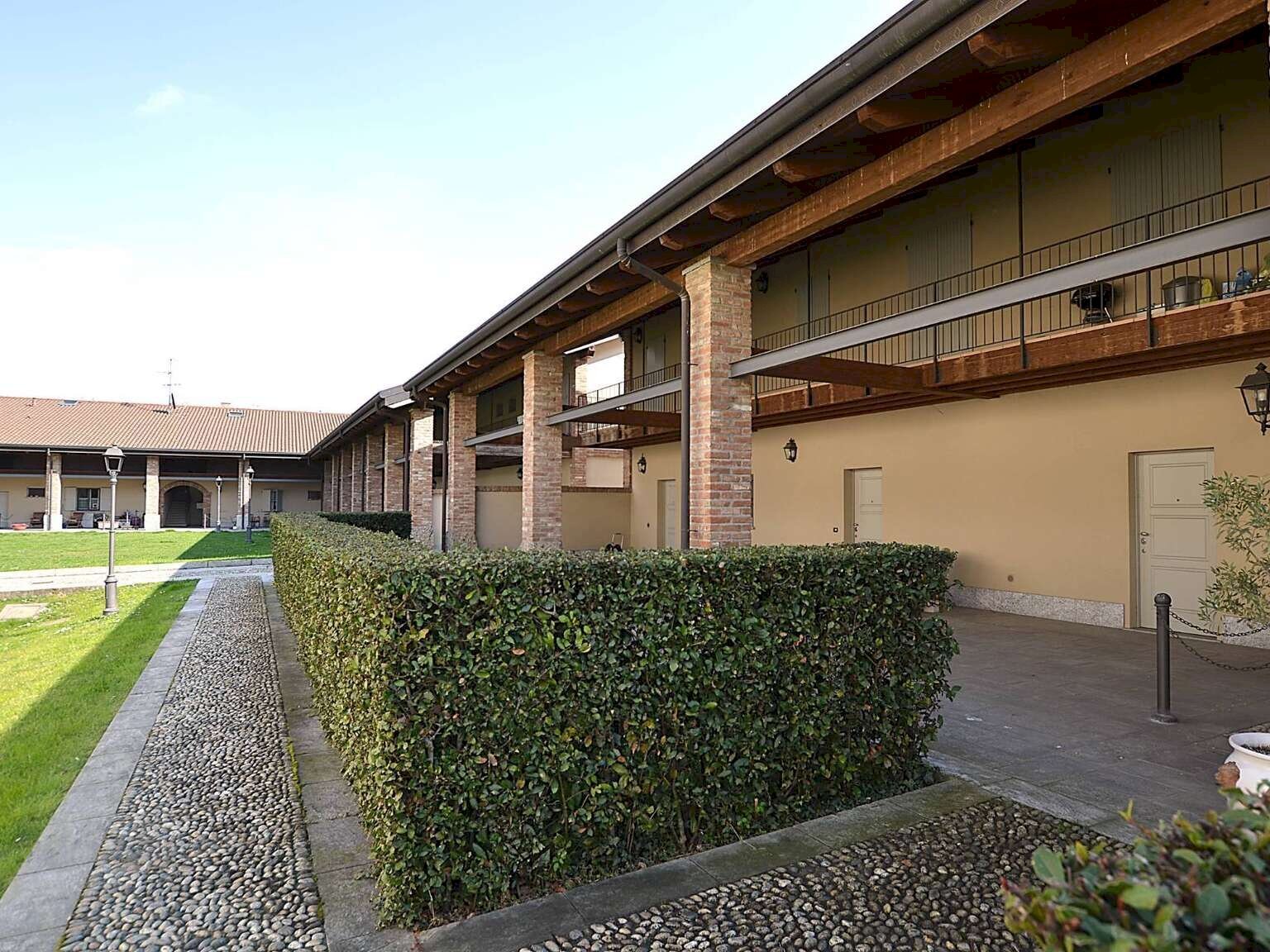 Terraced Villa Bellusco - photo 2