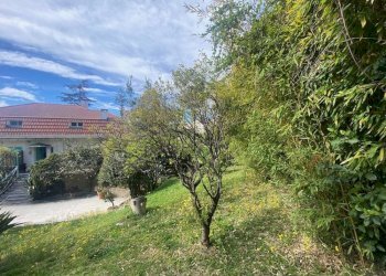 Two-room apartment Sanremo - photo 8