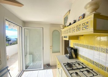 Four-room apartment Sanremo - photo 9