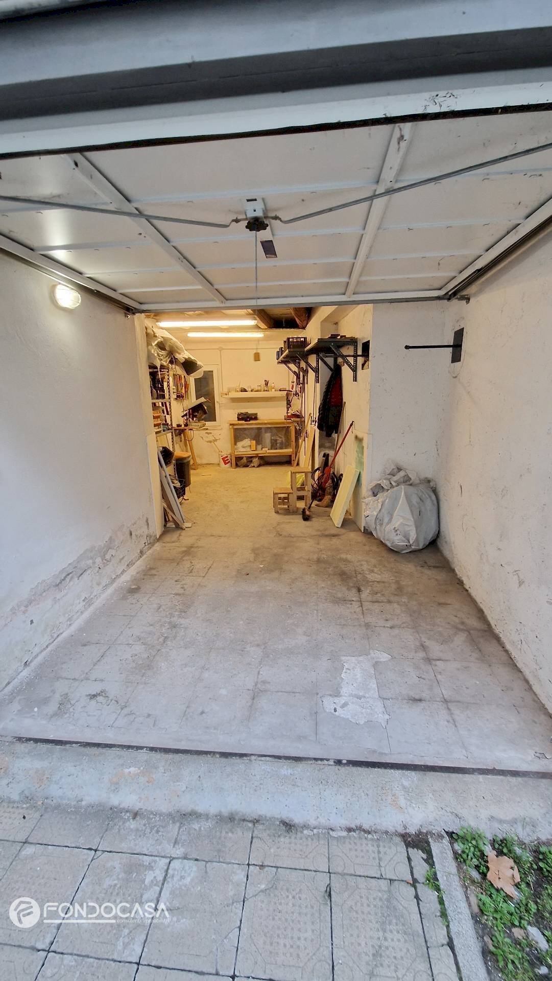 Foto 3 - Magazzino piazza san rocco
 
2, Como - foto 3