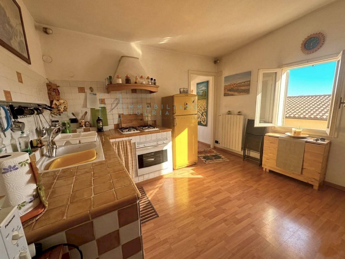 Foto 2 - Trilocale Via Torlaro, Albenga - foto 2