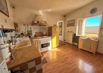 Foto 2 - Trilocale Via Torlaro, Albenga - foto 2