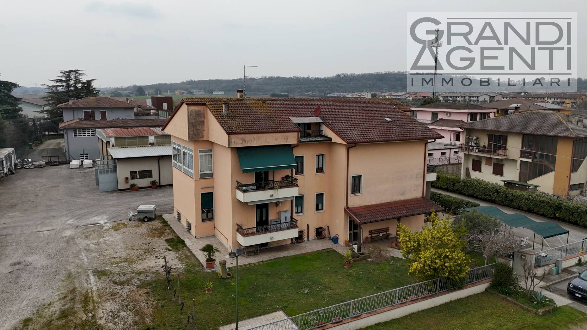 Foto 1 - Stabile - Palazzo Via Enrico Fermi
 
14, Valeggio sul Mincio - foto 1