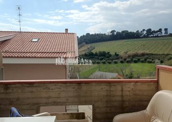 Foto 3 - Three-room apartment CONTRADA MONTECANTINO
 
80, Massignano - photo 3