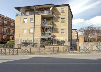 Foto 2 - Trilocale Via delle Croci
 
28, Tarquinia - foto 2