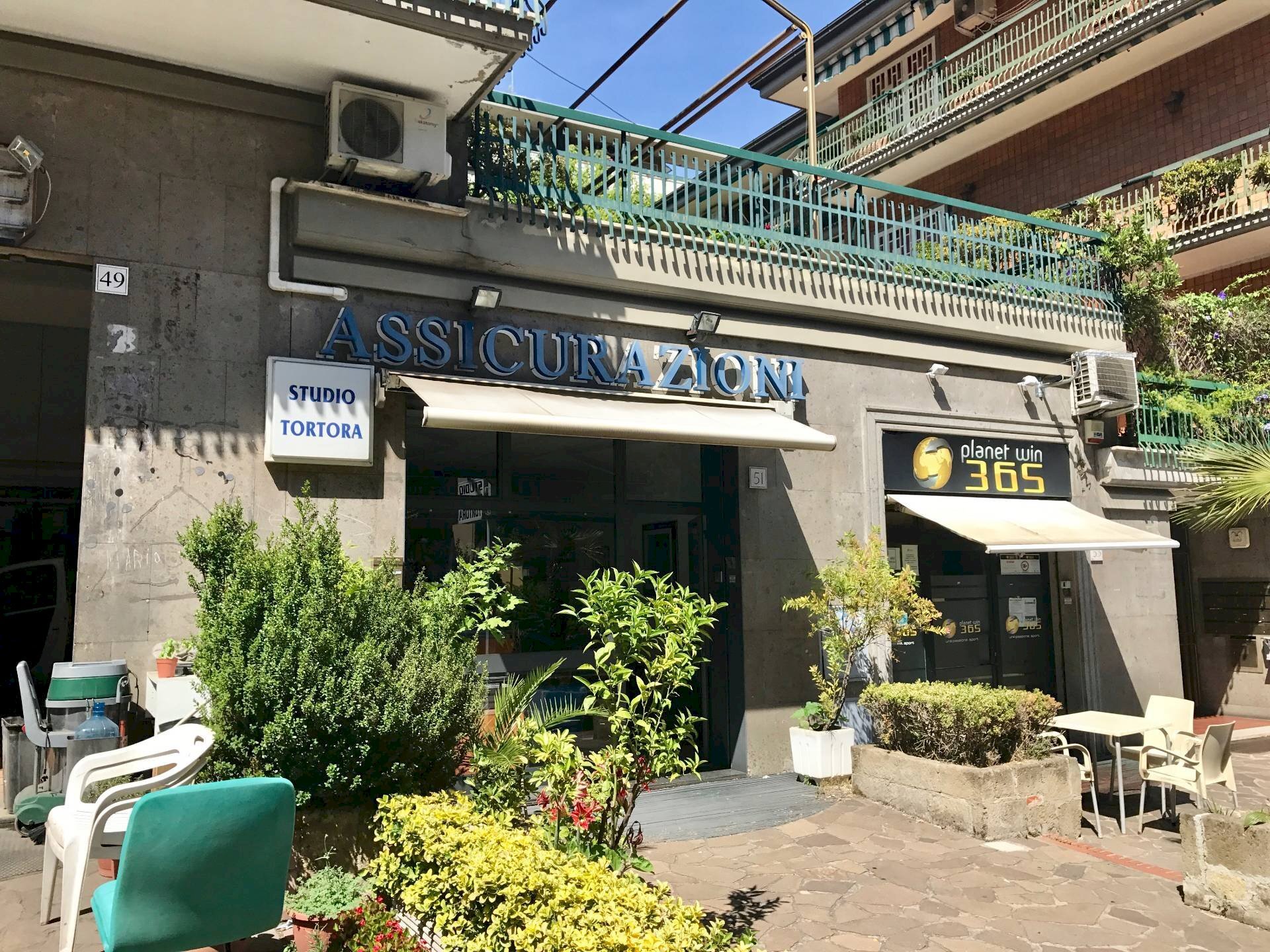 Foto 1 - Commercial Premises Via Pasquale Baffi
 
51, Roma - photo 1
