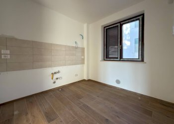 Foto 10 - Appartamento VIA CICCOLINI
 
10, Rotella - foto 10