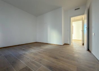 Foto 16 - Appartamento VIA CICCOLINI
 
10, Rotella - foto 16