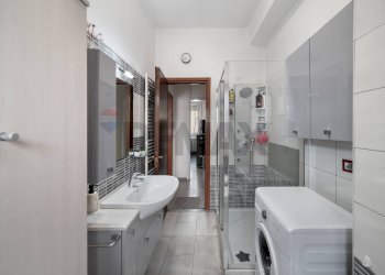 Bagno - Three-room apartment Cavenago di Brianza - photo 21