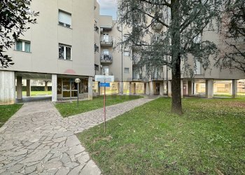 Edificio all\'aperto - Three-room apartment Cavenago di Brianza - photo 27