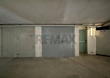 Parcheggio - Three-room apartment Cavenago di Brianza - photo 31