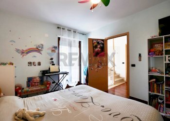 Camera / camera da letto - Independent house Via Tommaso Ciccarone
 
3, Acquaviva delle Fonti - photo 8