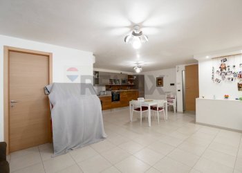 Sala da pranzo - Independent house Via Tommaso Ciccarone
 
3, Acquaviva delle Fonti - photo 15