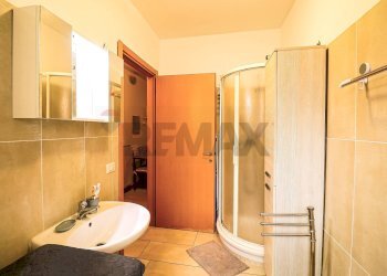 Bagno - One-room apartment Piazza XX Settembre
 
17, Germignaga - photo 7