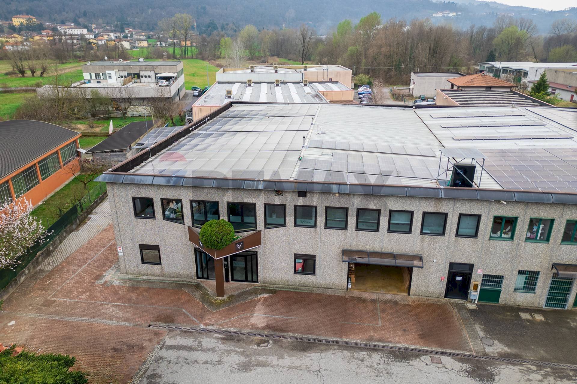 Edificio all\'aperto - Capannone COLODER
 
4, Cuveglio - foto 1