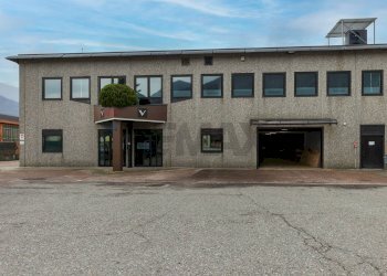 Edificio all\'aperto - Capannone COLODER
 
4, Cuveglio - foto 3