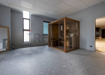 Stanza vuota - Capannone COLODER
 
4, Cuveglio - foto 11