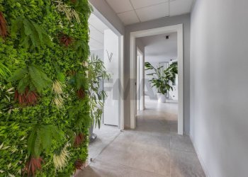 Hall / corridoio - Capannone COLODER
 
4, Cuveglio - foto 14