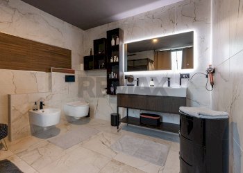 Bagno - Capannone COLODER
 
4, Cuveglio - foto 24