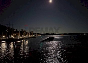 Vista dell\'acqua - Bilocale Via Alessandro Volta
 
31, Leggiuno - foto 11